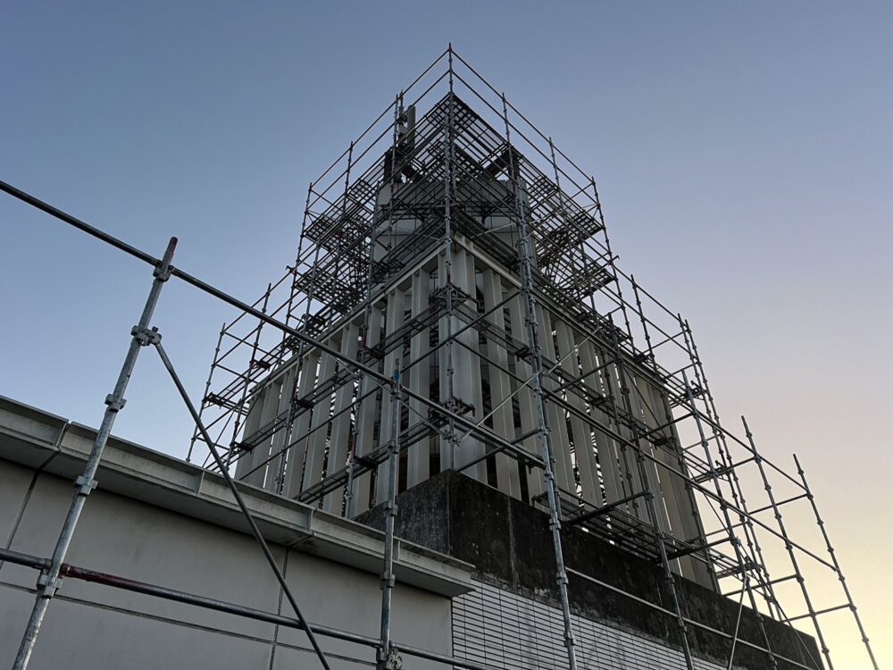
茨城県龍ケ崎市 避雷針改修足…